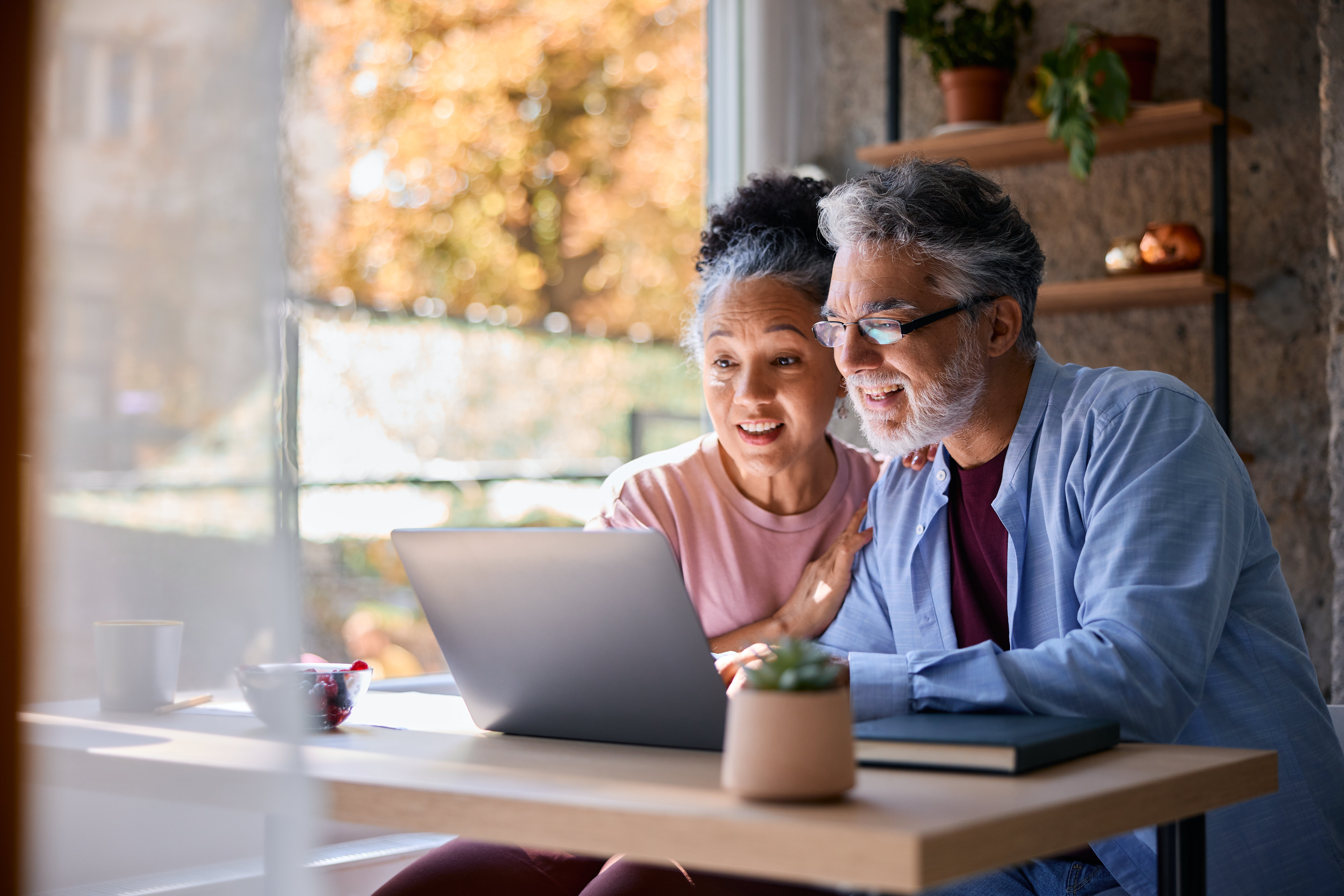 couple on computer